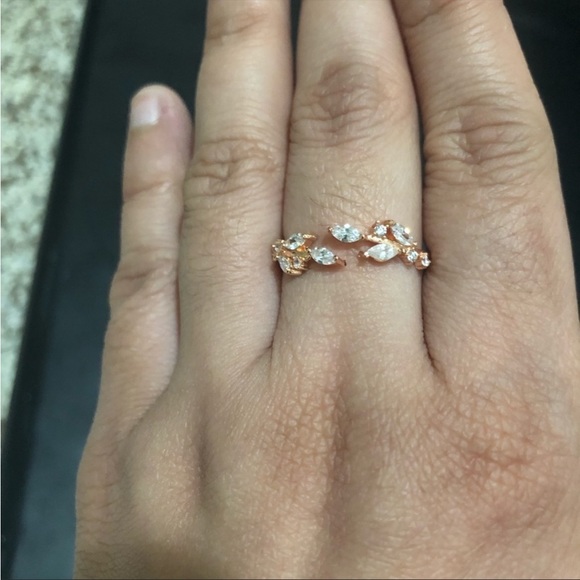 Laurel ring - Picture 3 of 3